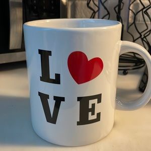 5/$25 Extra extra large L❤️VE coffee mug, 30oz!